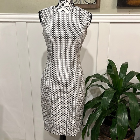 Calvin Klein midi dress square print ivory black sz 4 small medium - Picture 1 of 5